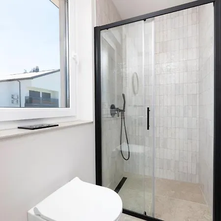 Apartman Lampone *